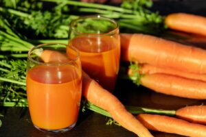 "benefits of carrot juice, eating carrot, carrot, carrot good for bellyfat reduction"